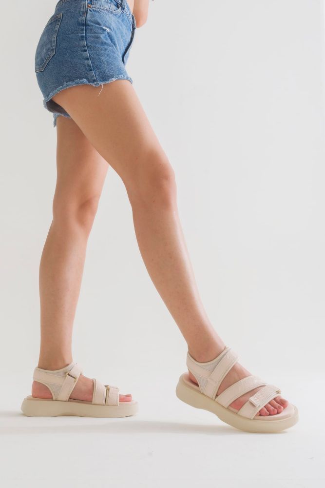 kadin-bantli-kalin-taban-sandalet--BEJ-HSN2224830-0040385_0