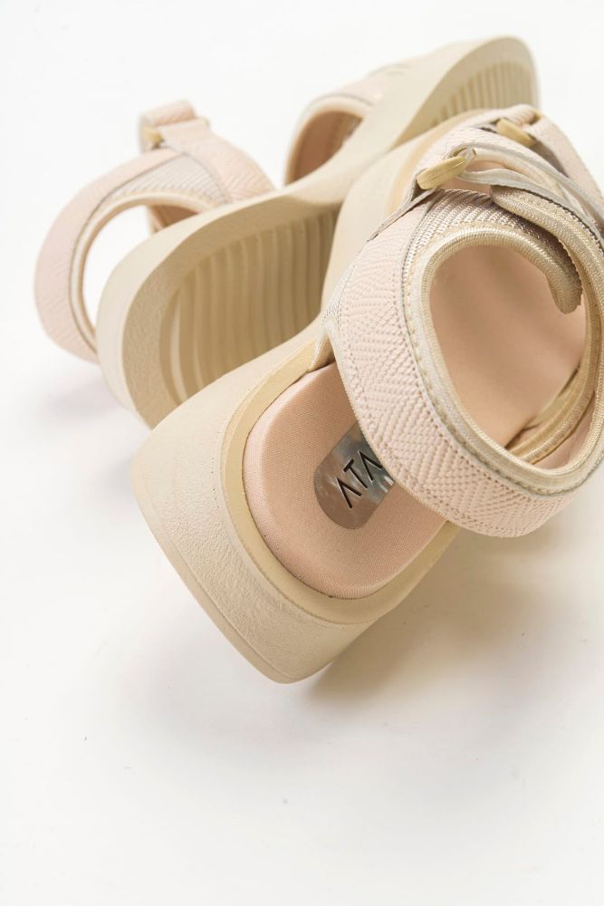 kadin-bantli-kalin-taban-sandalet--BEJ-HSN2224830-0040390_0