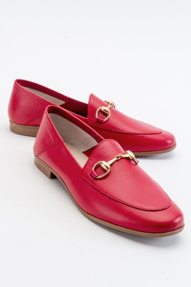 kadin-deri-zincirli-loafer-KIRMIZI-OK23257-0055391_0
