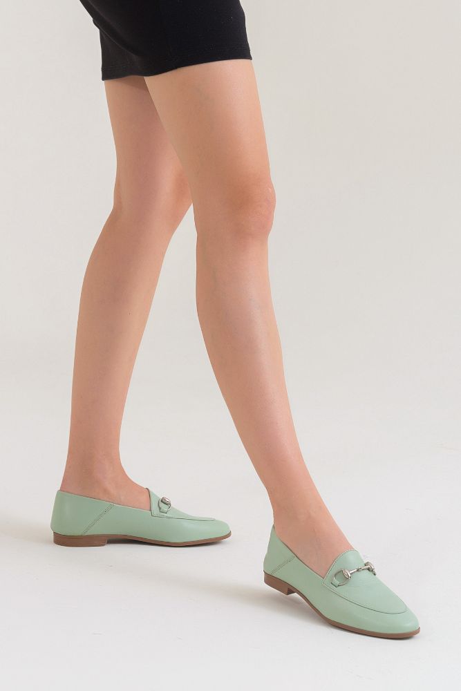 kadin-deri-zincirli-loafer-MINT-OK23257-0055397_0