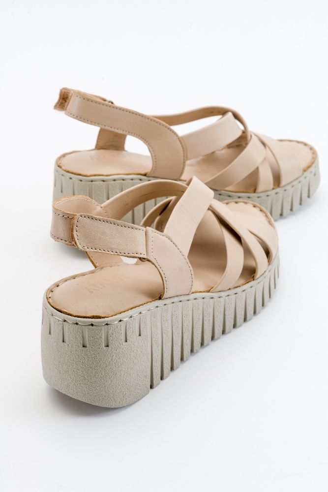 kadinn-dolgu-taban-sandalet-BEJ-SLT232254-0055697_0