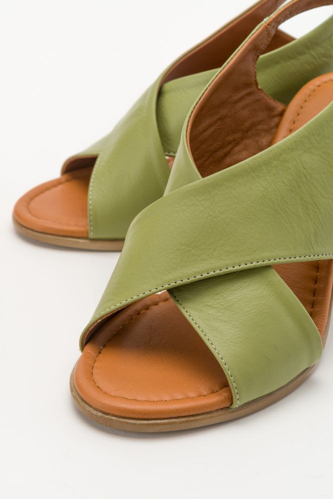 kadin-deri-capraz-bant-topuklu-sandalet-YESIL-ALP2323004-0056738_0