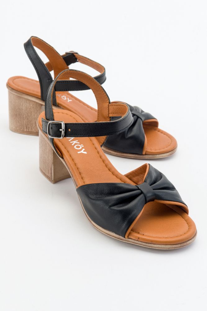 kadin-deri-topuklu-sandalet-SIYAH-ALP2326000-0057421_0
