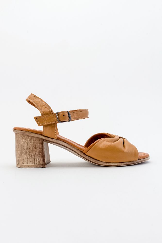 kadin-deri-topuklu-sandalet-TABA-ALP2326000-0057430_0