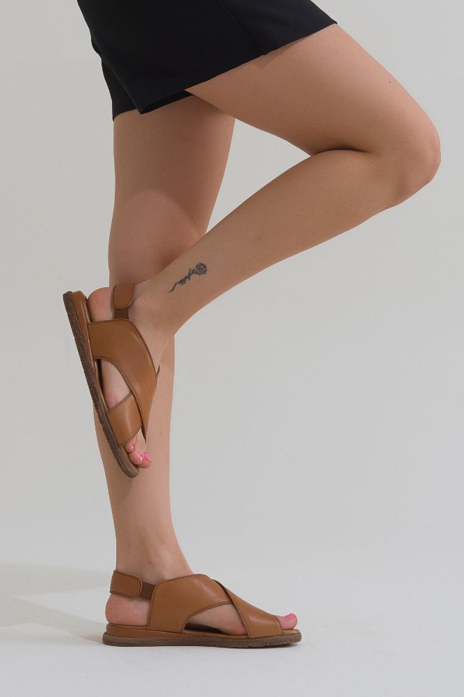 Kadın Deri Sandalet TABA CVT232706 resmi