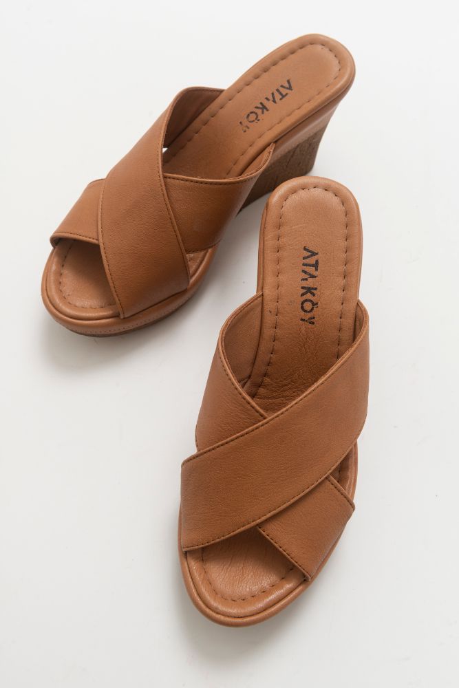 kadin-deri-dolgu-topuk-terlik-TABA-HKN2322008-0059802_0