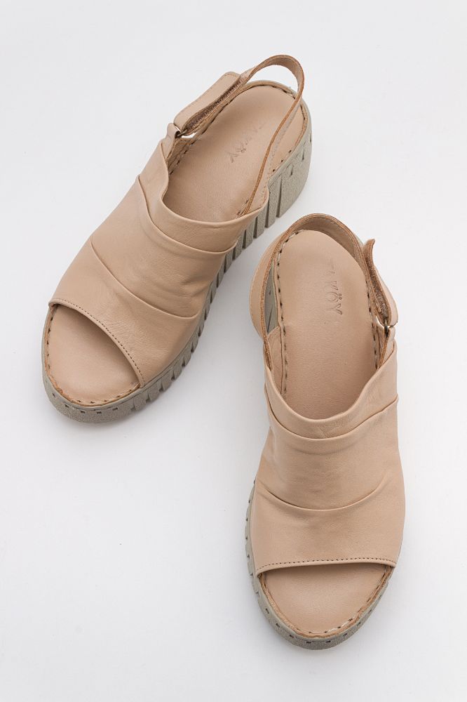 kadin-dolgu-taban-sandalet-BEJ-SLT232250-0061074_0