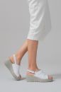 Kadın Dolgu Taban Sandalet BEYAZ SLT242250
