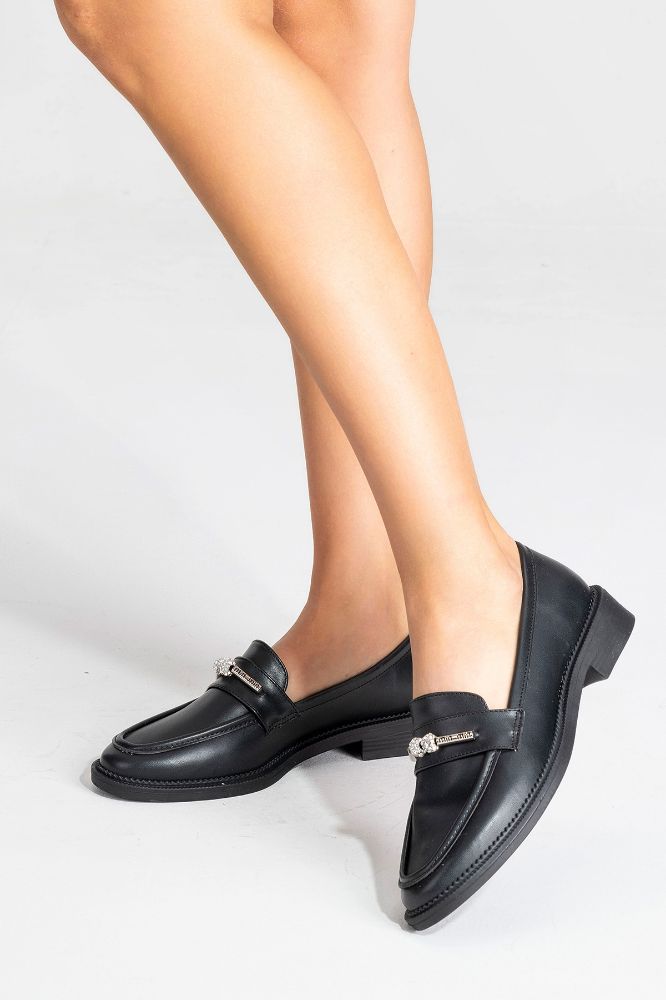 kadin-tokali-loafer-SIYAH-YKL251161-0085188_0