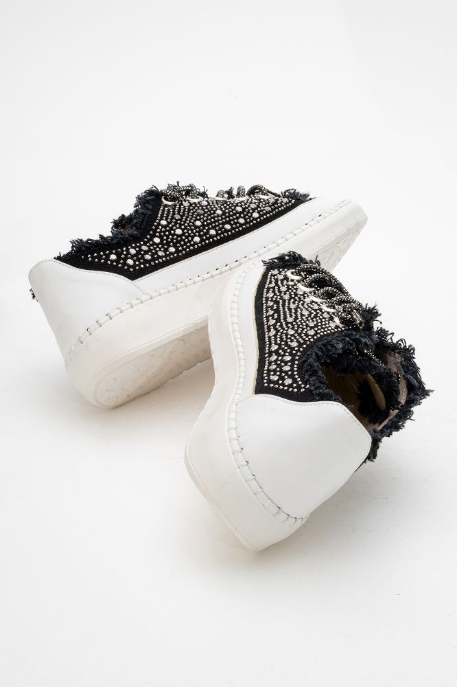 kadin-tasli-sneakers-SIYAH-YKL2522410-0089081_0