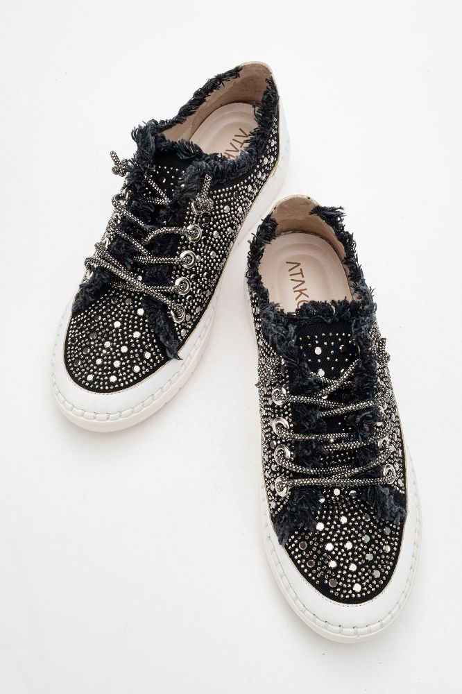 kadin-tasli-sneakers-SIYAH-YKL2522410-0089082_0