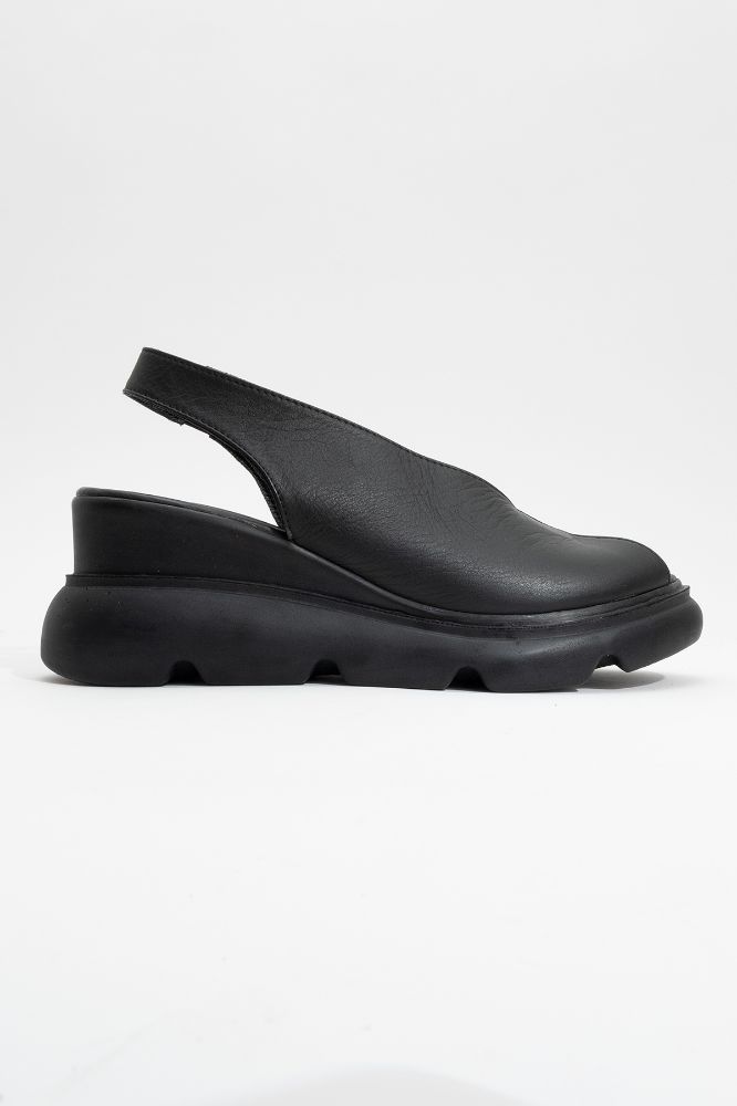 kadin-deri-kalin-taban-sandalet-SIYAH-HKN2527672-0090491_0