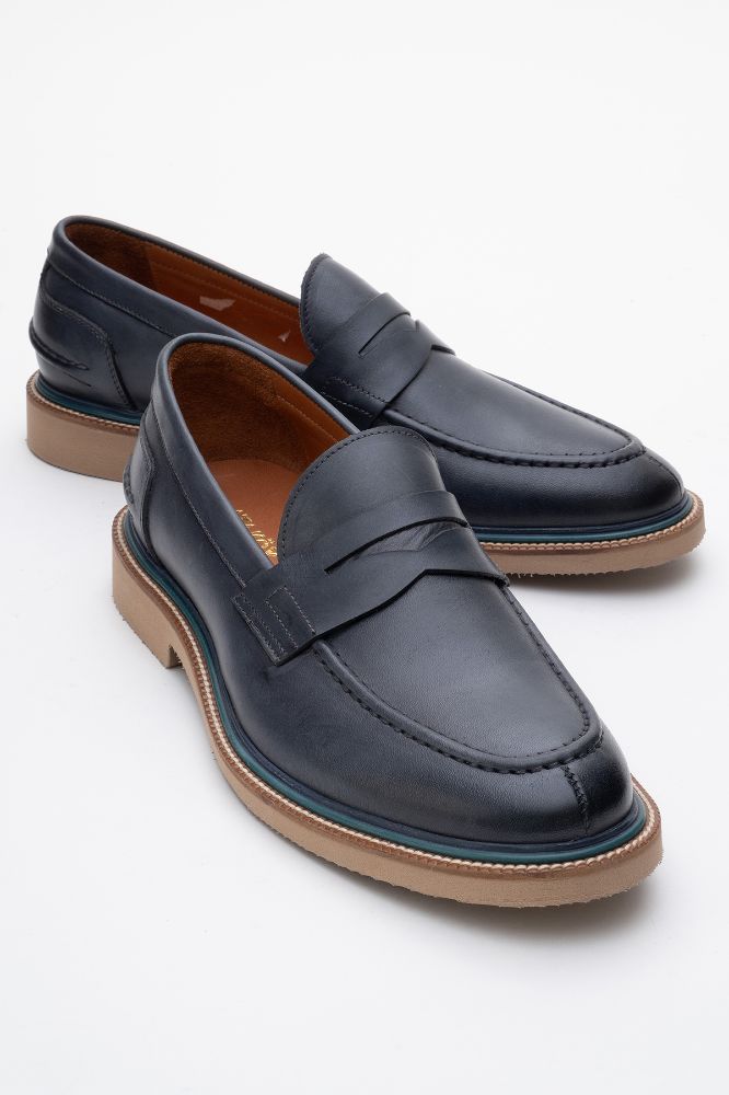 erkek-deri-loafer-ayakkabi-LACIVERT-GLR2528573-0091866_0