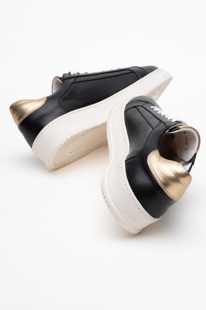 Kadın Deri Sneaker Ayakkabı SIYAH ALTIN PNC1393 resmi