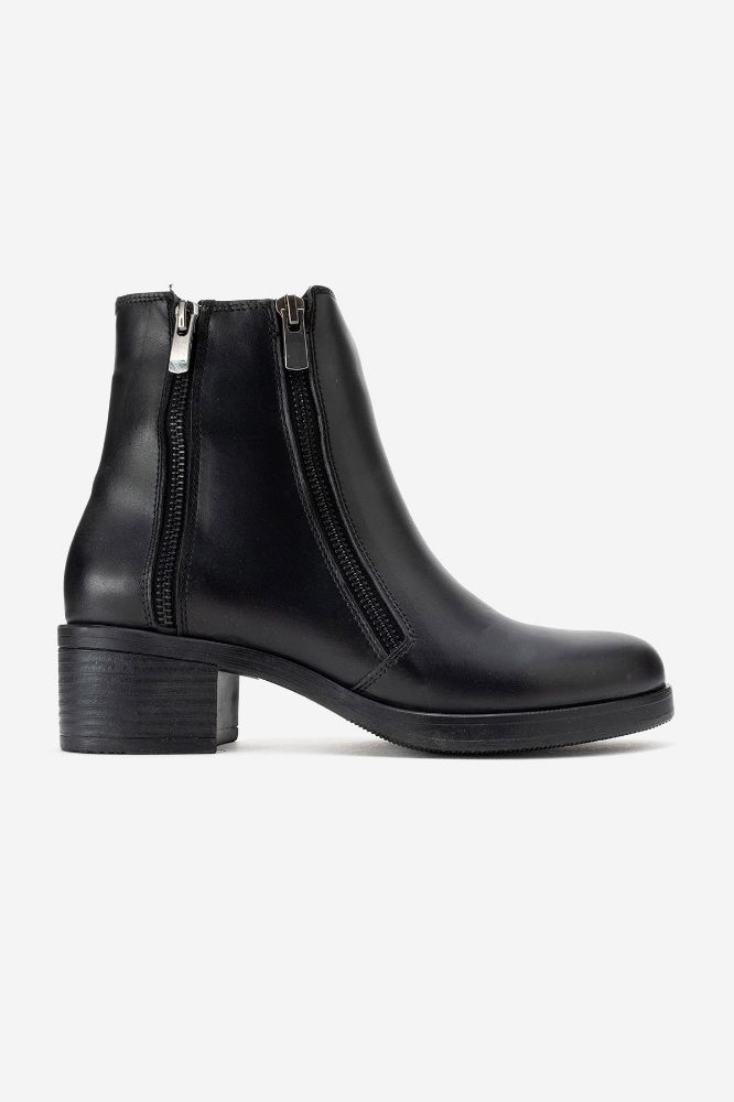 kadin-deri-fermuar-detayli-topuklu-bot-SIYAH-PNC187-0100786_0