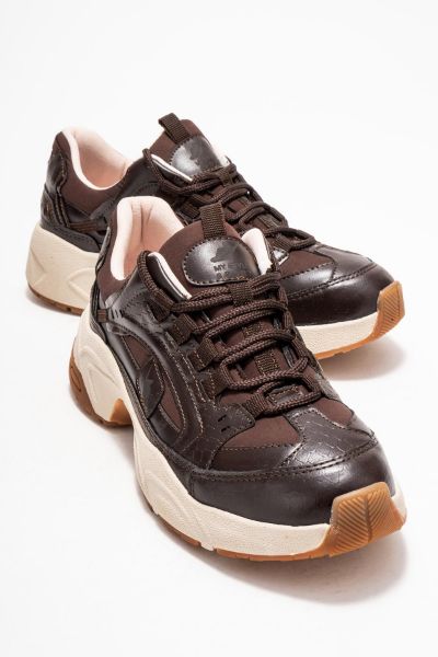 Sneakers kategorisi için resim