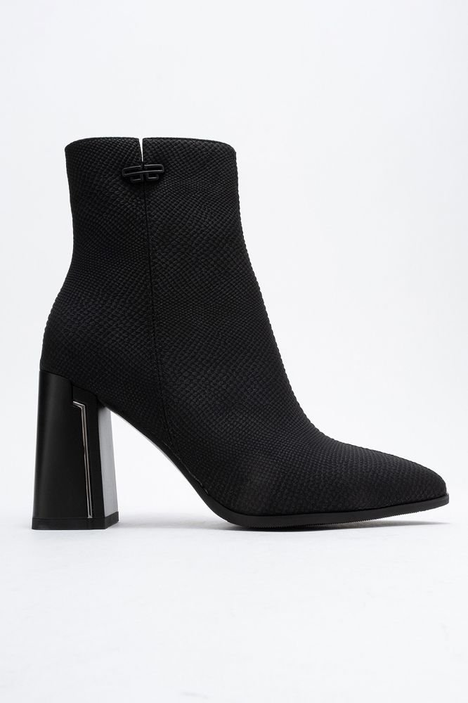 kadin-kalin-topuklu-bot-SIYAH-GUJ137-0101601_0