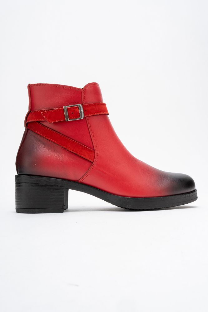 kadin-deri-aksesuar-detayli-topuklu-bot--KIRMIZI KIRMIZI NUBUK-PNC154-0101703_0