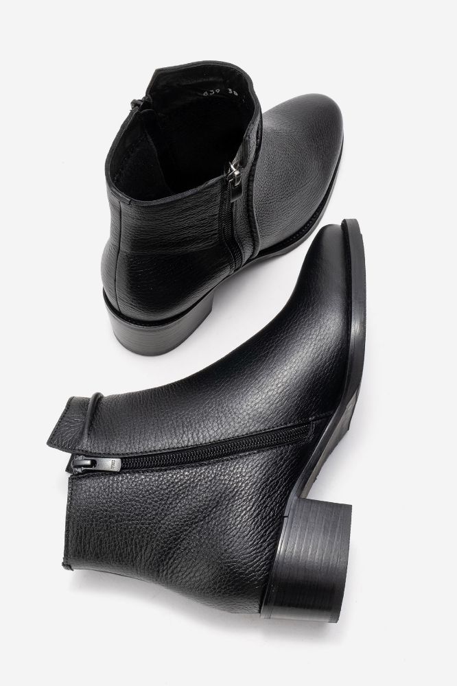 Kadın Deri Fermuar Detaylı Topuklu Bot SIYAH FLOTER PNC639 resmi