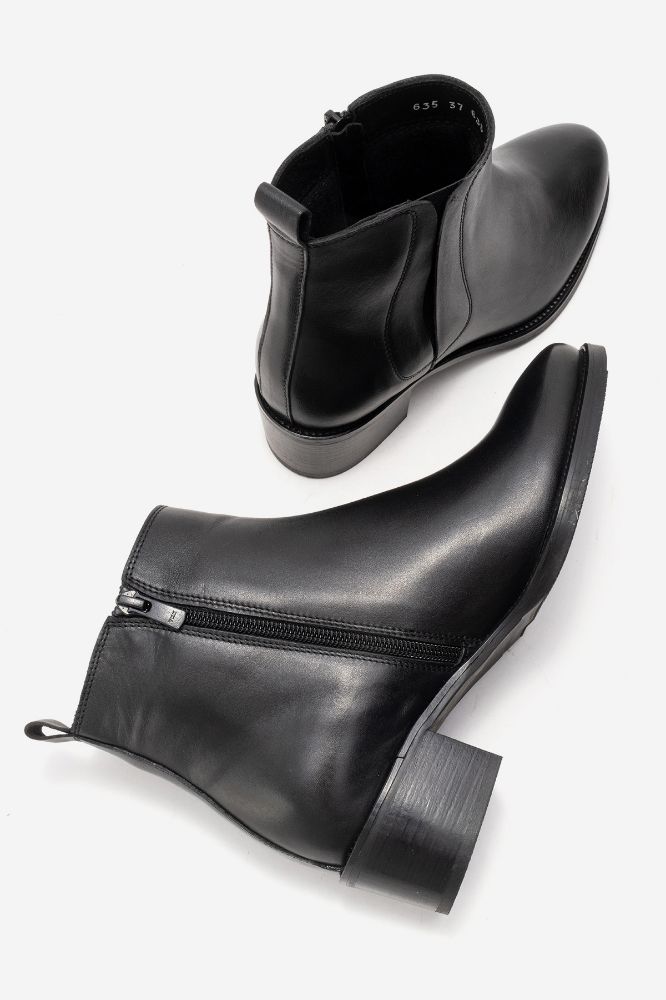 kadin-deri-topuklu-bot-SIYAH-PNC635-0102357_0