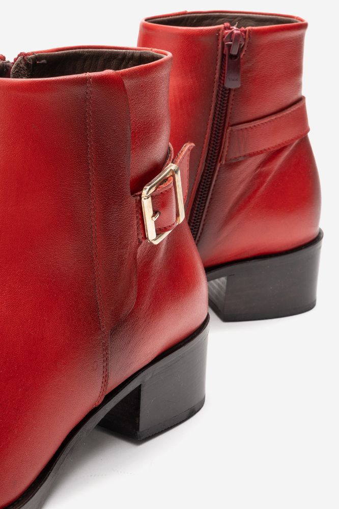 kadin-deri-aksesuar-detayli-topuklu-bot-KIRMIZI-PNC594-0102773_0