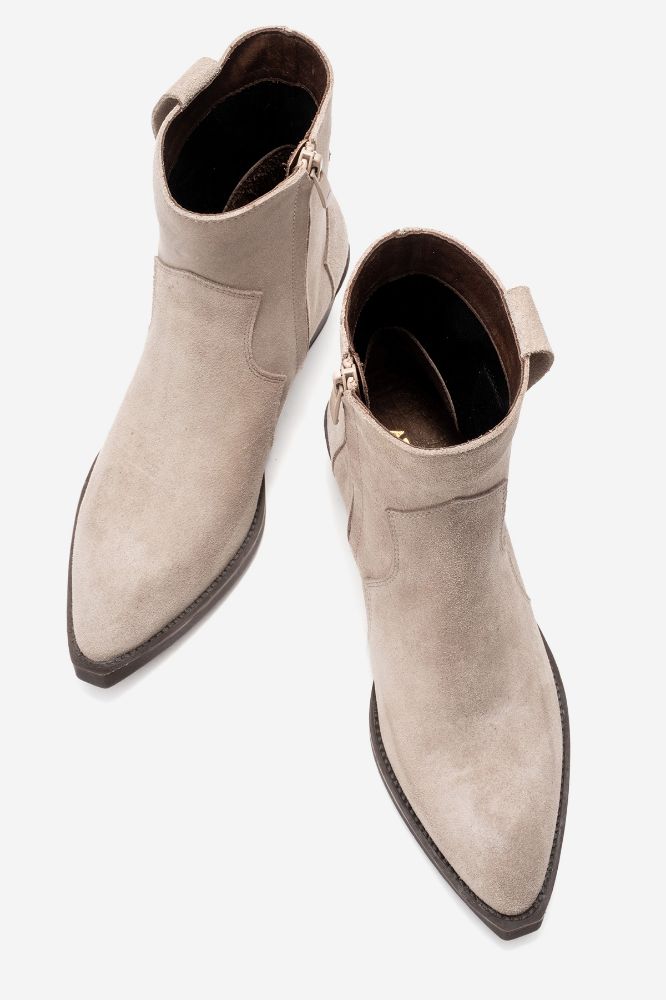 kadin-deri-topuklu-bot-BEJ SUET-PNC1335-0102823_0