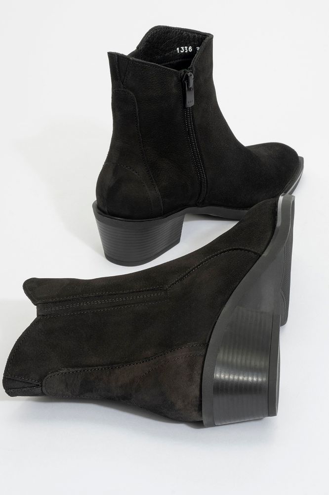 kadin-deri-topuklu-bot-SIYAH NUBUK-PNC1336-0103188_0