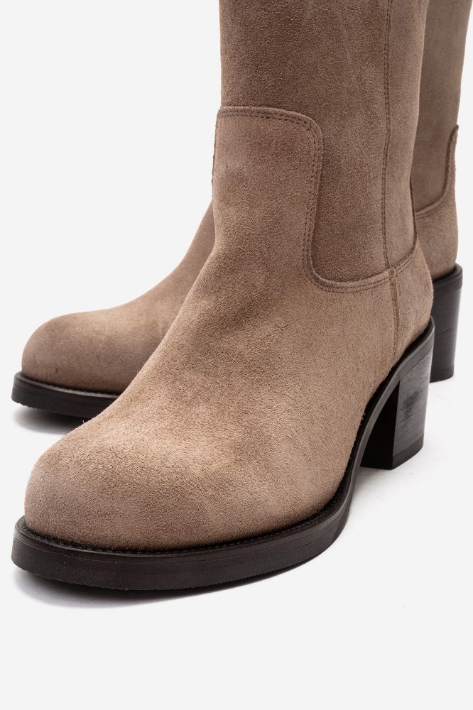 kadin-deri-kalin-topuklu-bot-KUM SUET-PNC1350-0103783_0