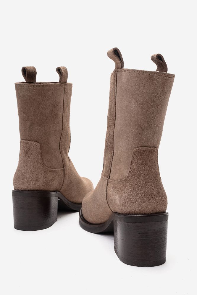 kadin-deri-kalin-topuklu-bot-KUM SUET-PNC1350-0103784_0